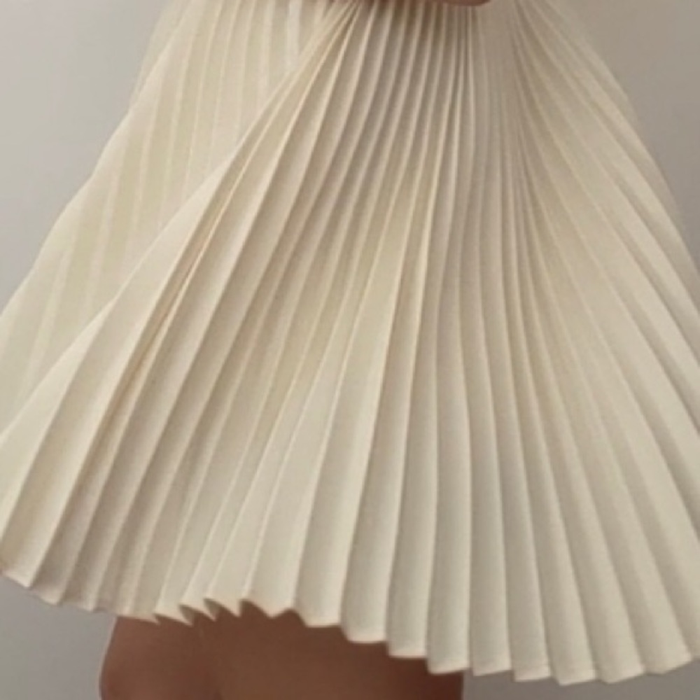 Momoshero Dress Size XS - Picture 10 of 14